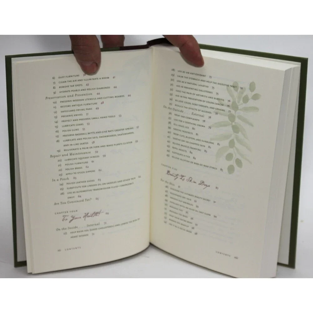 THE PASSIONATE OLIVE: 101 Things to Do with Olive Oil - Carol Firenze 2005 HC/DJ